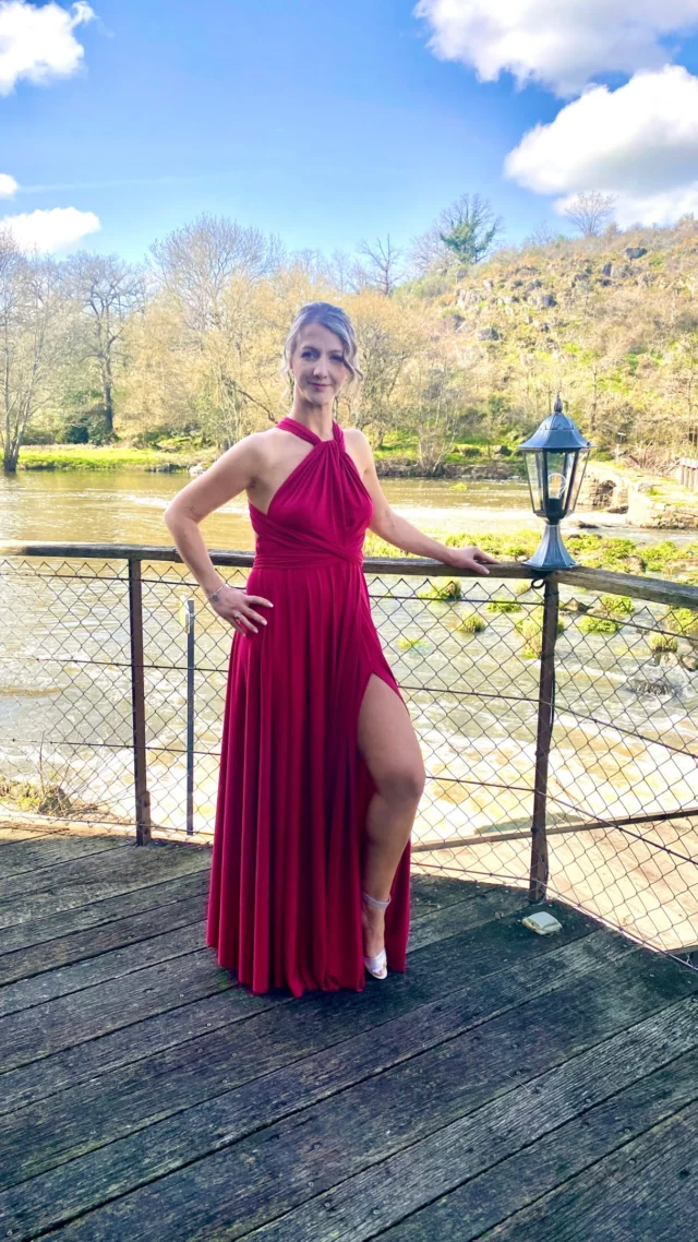 Parmi nos robes cocktail… La robe multipositions !
Une seule robe, plein de possibilités, en voici 7 exemples.
À venir tester en boutique 😍
À très bientôt
Atelier M&F
16 grande rue
85500 les herbiers
#ateliermetf #robedesoirée #infinitydress